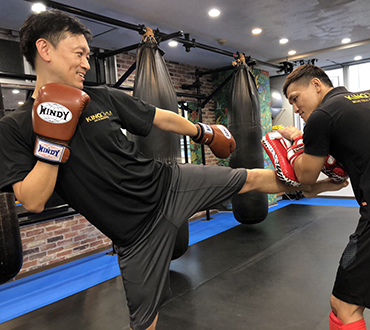 �L���O�W��_�L�b�N�{�N�V���O_home_03